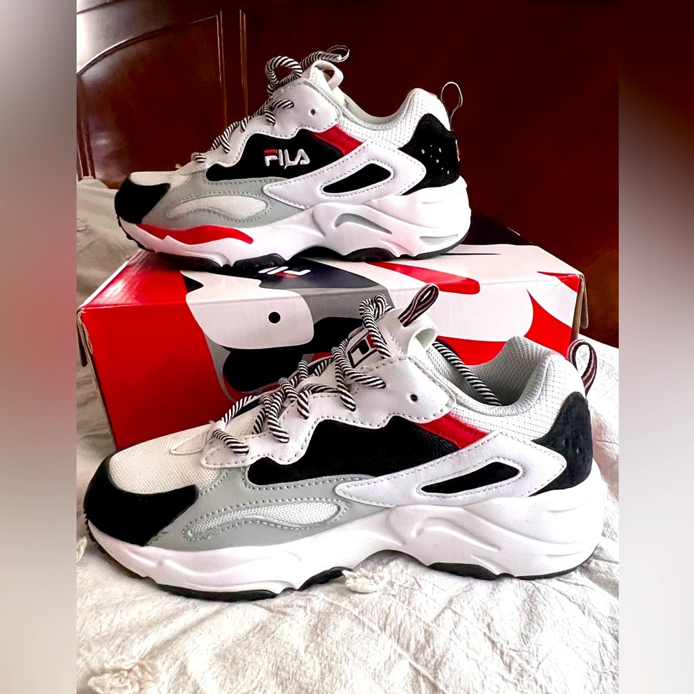 Fila Ray Tracer Women’s Sneaker